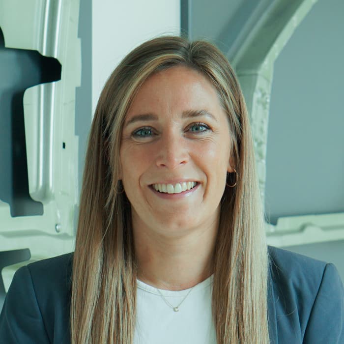 Laura Schrage